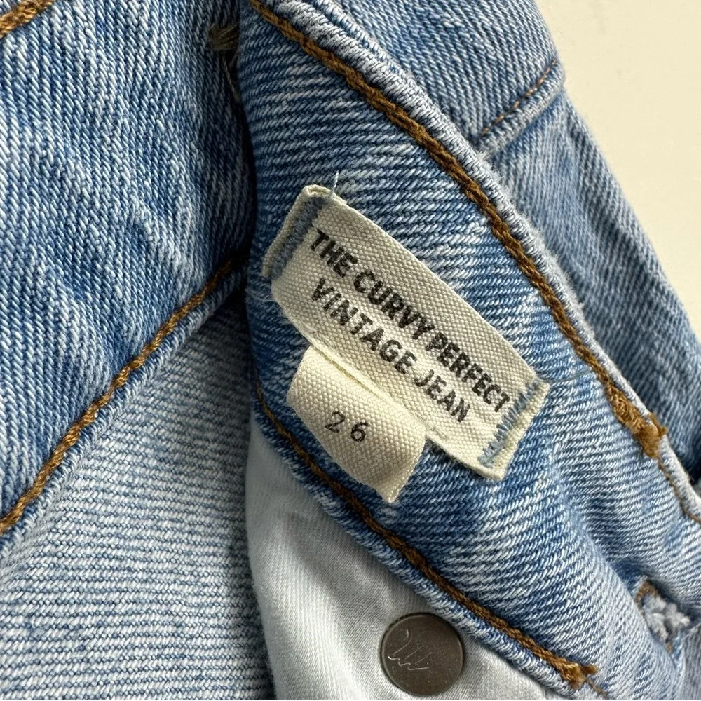 Madewell The Curvy Perfect Vintage Jean in Fitzgerald Wash - Picture 14 of 14
